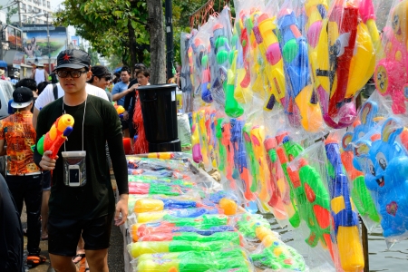 CHIANGMAI, THAILAND - APRIL 14  Unidentified Thai and International people enjoy in Songkran Festival 2013  Thailand new year  on April 14,2013 in Chiang Mai, Thailand のeditorial素材
