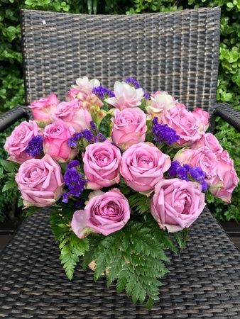 Flower bouquet in the gardenの素材