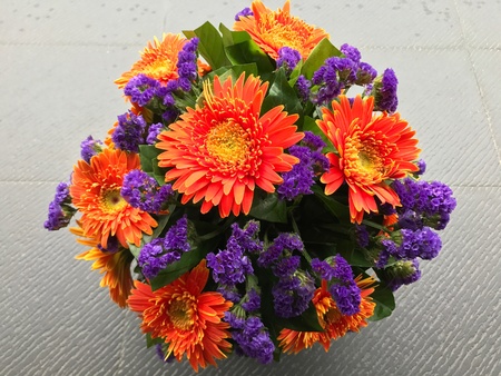Orange flower bouquetの素材