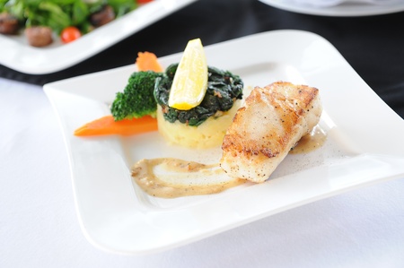 fish steak の写真素材