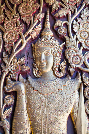Ancient Buddha image that is worshiped in Buddhism in Thailand.のeditorial素材