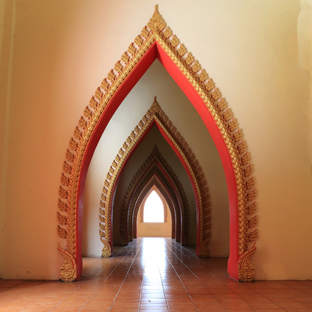 Big Buddha image at Tham Sua Temple, Kanchanaburi, Thailandのeditorial素材
