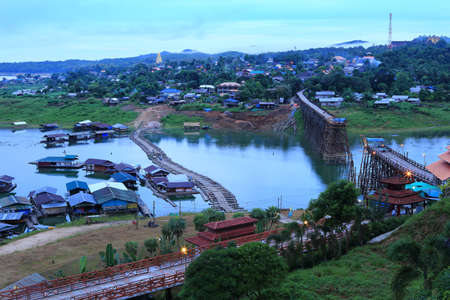old wooden bridge Mon in Sangkhla Buri, province Kanchanaburi, Thailandのeditorial素材