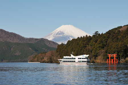 Mount Fuji and Lake Ashiのeditorial素材