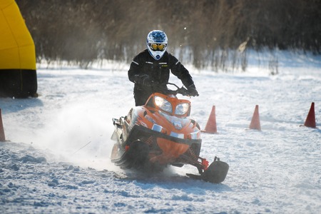 Khabarovsk, Russian - February 16, 2016 : snowmobiles in the competition winter sprint 2014のeditorial素材