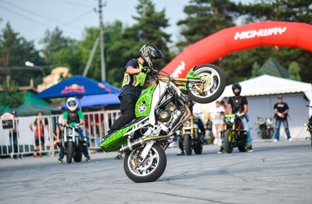 Khabarovsk Russia - July 11, 2015 : a  stunt rider on a sport bike ,on a stunt battle,  July 11, 2015 in Khabarovsk Russiaのeditorial素材