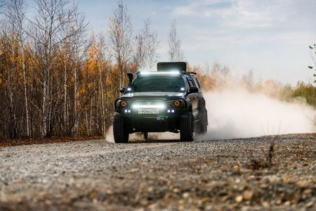 KHABAROVSK, RUSSIA - october 7, 2018: Toyota Tacoma quick ride on a offroadのeditorial素材
