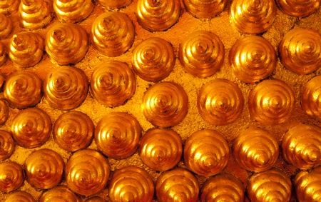 Spiral pattern on the heads of Buddha statues.