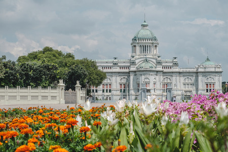 The Ananta Samakhom Throne Hall, is a royal reception hall within Dusit Palace in Bangkok, Thailand.のeditorial素材