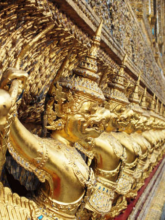 Gold Garudaの写真素材