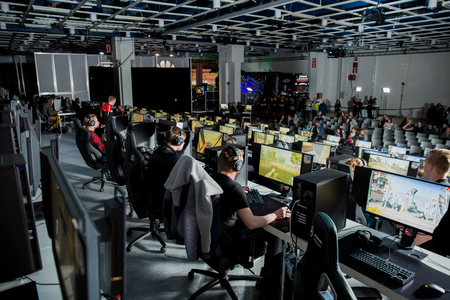 HELSINKI, FINLAND - NOVEMBER 15, 2019: Fight esportsmen of tournament of PlayerUnknownâs Battlegrounds PUBG at Assembly GameXpo 2019. Exhibition and Convention Centre Messukeskusのeditorial素材