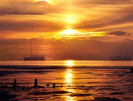 glowing sunsetの写真素材