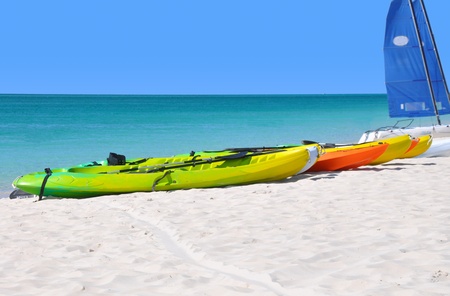 Colorful kayaks on the ocean beach. のeditorial素材