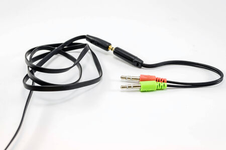 adapter to connect the microphone to the headphones