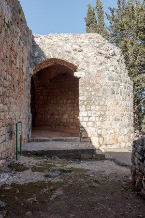 Remains of walls and buildings in the Yehiam fortress.Yehiam is situated next to the ruins of the Ottoman-era castle of Jiddin, built on top of the 13th-century Crusader castle of Judin.の写真素材