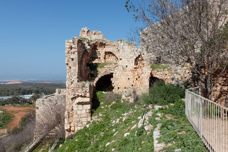 Remains of walls and buildings in the Yehiam fortress.Yehiam is situated next to the ruins of the Ottoman-era castle of Jiddin, built on top of the 13th-century Crusader castle of Judin.の写真素材