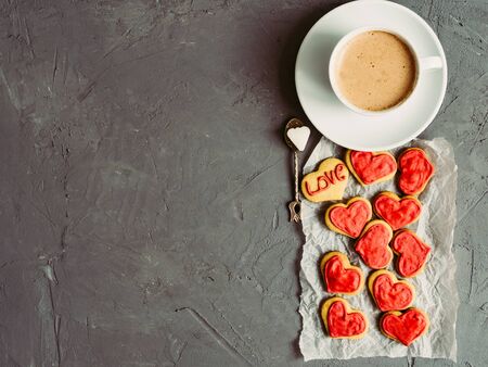 Strong and fragrant coffee with fresh biscuits in the glaze for those who love.の写真素材