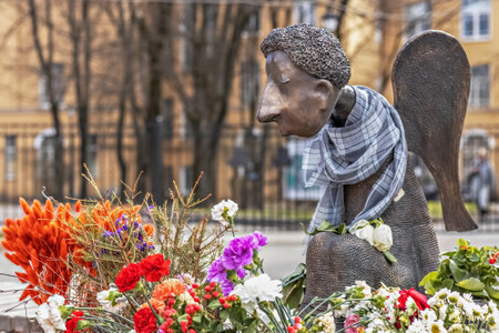 Monument to the fallen doctors in the coronavirus pandemic in the form of a sad angelのeditorial素材