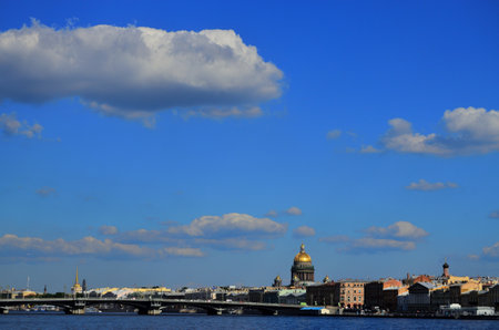 Blue sky with clouds over St. Isaacs Cathedral Russia St. Petersburg 19.08.2020のeditorial素材