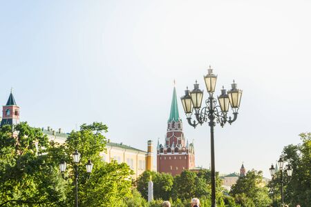 MOSCOW, RUSSIA - SEPTEMBER 23.09.2017 Sunny day for walk in Manezhnaya square in Moscow. Center of the city.のeditorial素材