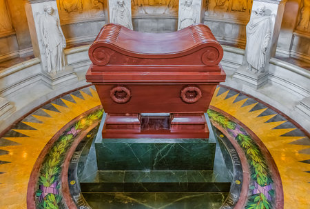 Napoleon Bonaparte tomb in Les Invalides complex of museums and monuments in Paris, France the burial site of and many war heroesのeditorial素材