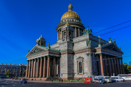 Saint Petersburg, Russia - October 04, 2015: Facade of the famous Saint Isaac's Russian Orthodox Cathedralのeditorial素材
