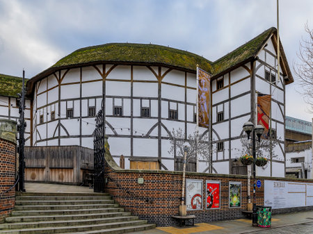 London, England - January 14, 2018: Reconstructed building of Shakespeare's Globe Theatre with thatched roof and old style timber-framed exteriorのeditorial素材