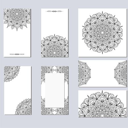 Set of black and white cards with the image of a circular mandala. Vectorのイラスト素材