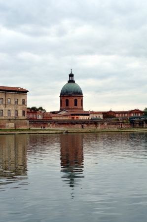 Chapelle Saint-Joseph de la Grave and Garonne river at sunset; Toulouse, France の写真素材