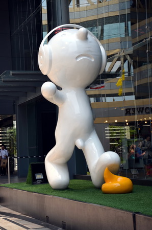  Modern sculpture in the shopping mall Siam Tower in Bangkok, Thailand のeditorial素材