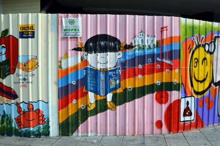  Read for life - graffiti on the fence in Bangkok, Thailand のeditorial素材
