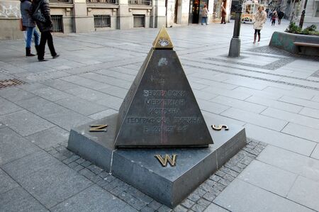 East geographical longitude of Belgrade, Serbia. Urban sculptureのeditorial素材