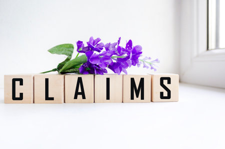 A word about the claims on wooden blocks for filing cabinets