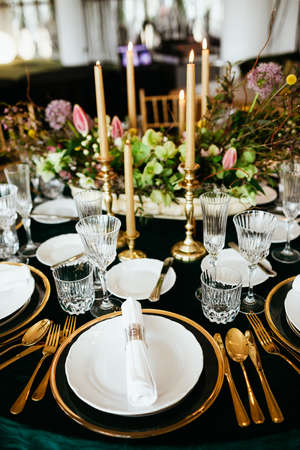 beautiful table decoration for bohemian party