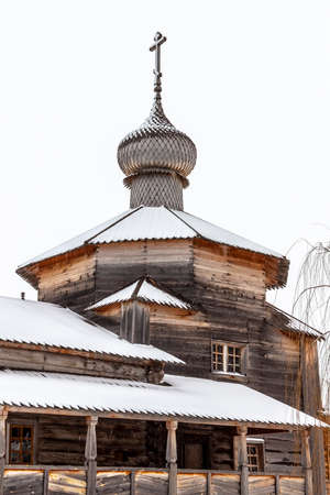 Sviyazhsk, Russia - January 1, 2020: Holy Trinity Church. The only wooden structure in Sviyazhsk, preserved from the time of the fortress of Ivan the Terrible.のeditorial素材