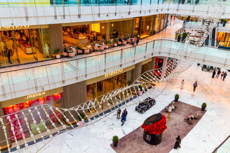 Dubai, UAE - November 28, 2018: Interior views of the largest mall in the world, the Dubai Mall.のeditorial素材