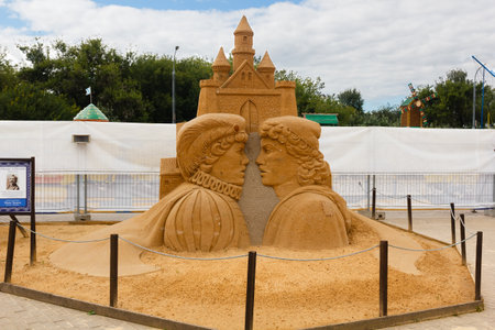 KOLOMENSKOYE,MOSCOW,RUSSIA-AUGUST 2, 2015:"Masterpieces of world literature". The exhibition of sand sculptures."Prince and Pauper" by Mark Twain. Author Ivan Zverev, Russiaのeditorial素材