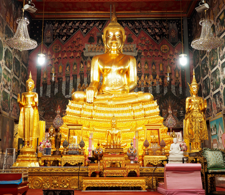 President Buddha at Paknam Templeのeditorial素材