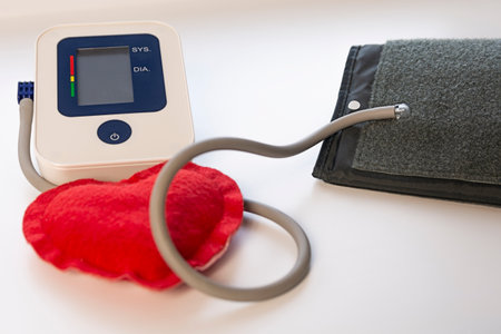 Device for measuring blood pressure and pulse. Electronic tonometer.