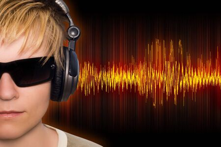 Illustration of musical waves getting into a human brainの写真素材