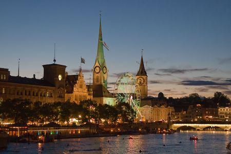 Night shot of the Fraumunster cathedral in Zurich (Switzerland)の写真素材