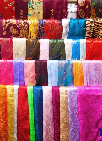 Multi-colors scarfs on the marketの写真素材