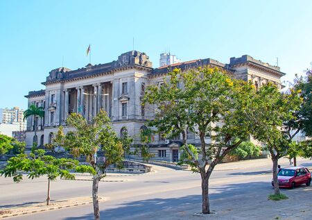 City hall and statue of Michel Samora in Maputo, Mozambiqueの写真素材