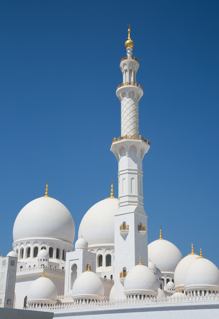 Famous Sheikh Zayed mosque in Abu Dhabi, United Arab Emiratesのeditorial素材