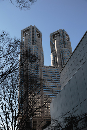 TOKYO - JAPAN - DECEMBER 26, 2015:  The building houses the headquarters of the Tokyo Metropolitan Government.のeditorial素材