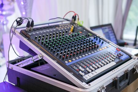 audio mixer used by professionals to get high quality sound.