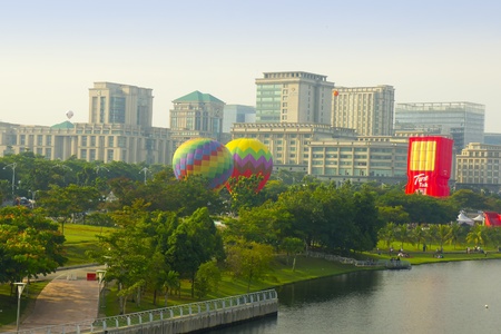 PUTRAJAYA, MALAYSIA-MARCH 18 :Variety of balloons take flight at the 4th Putrajaya International Hot Air Balloon Fiesta March 18, 2012 in Putrajaya.More than 300,000 people attended the event.のeditorial素材