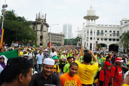 KUALA LUMPUR, MALAYSIA - January 12: Crowd of Malaysian people's at the raise of people organized by NGO and fair election on january 12, 2013 in Train Station Building, Kuala Lumpur, Malaysia.のeditorial素材