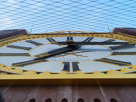 MECCA, S.ARABIA-Dis 21: Abraj Al Bait (closeup giant Clock at Tower Makkah) on Dis 21, 2014 in Makkah. The tower is the tallest clock tower in the world at 601m (1972 feet), built at a cost of USD1.5 billion.のeditorial素材