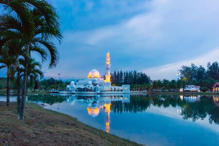 floating mosque at kuala ibai terengganu malaysia during twilight timeの写真素材